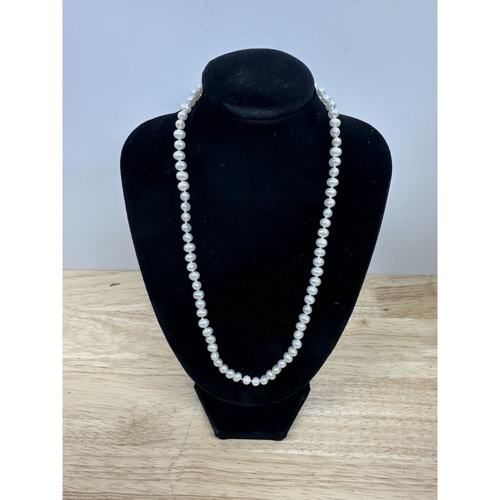 Pearl Necklace 14K Yellow Gold Clasp